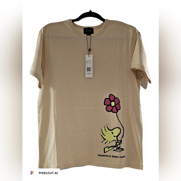 Marc Jacobs Tops - Marc Jacobs Peanuts t-shirt